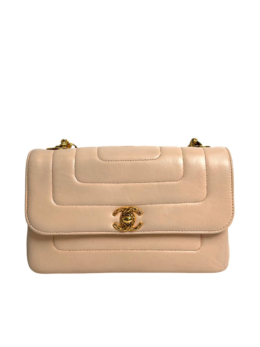 CHANEL vintage diana quilted lambskin flap bag