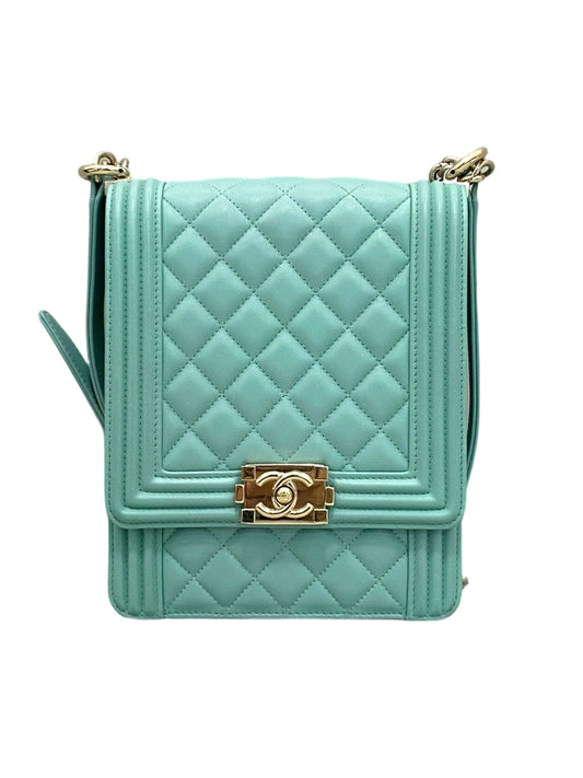 CHANEL LEBOY
