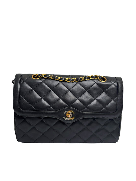 CHANEL Classic Flap Bag