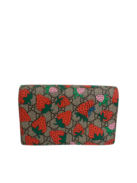 GUCCI GG Supreme Strawberry Print Wallet