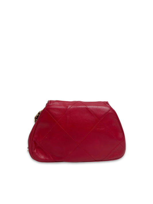 CHANEL 19 Wallet on Chain