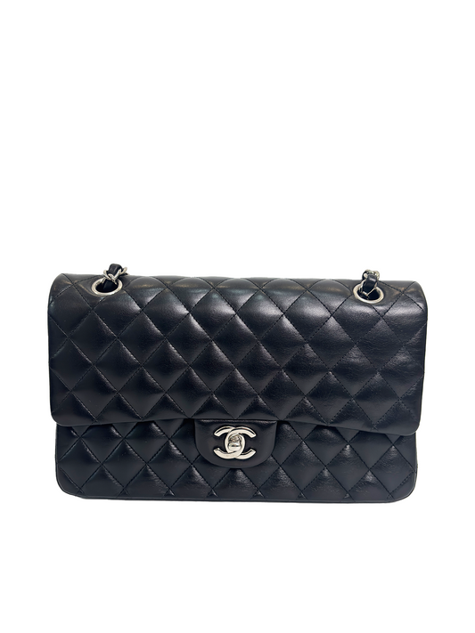 CHANEL Classic Flap Bag