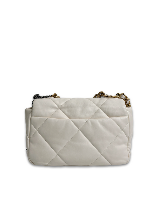 CHANEL 19 Handbag