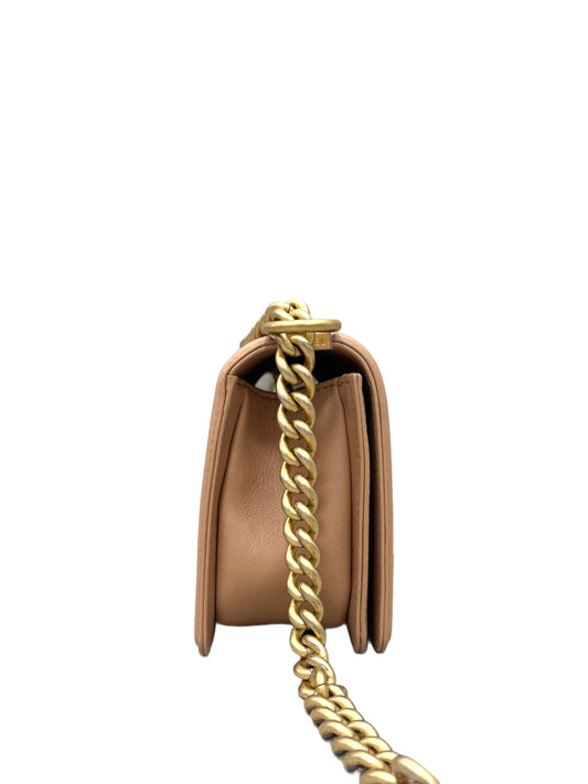 CHANEL LEBOY