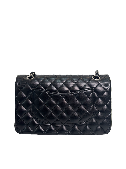 CHANEL Classic Flap Bag