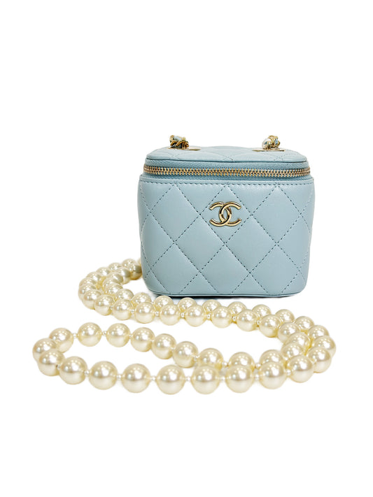 Chanel Pearl Chain Makeup Box