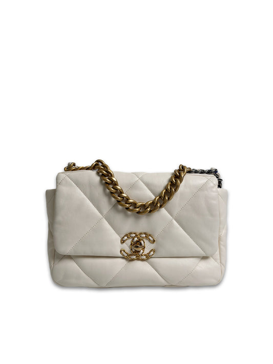 CHANEL 19 Handbag